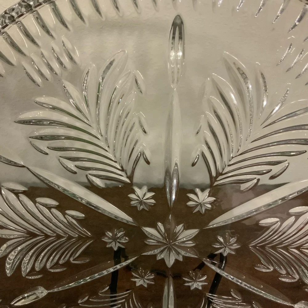 Mikasa Vintage Christmas Tree Pattern Crystal Round Cake Platter Tray